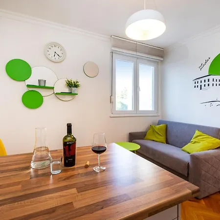 Splendid Apartment *
